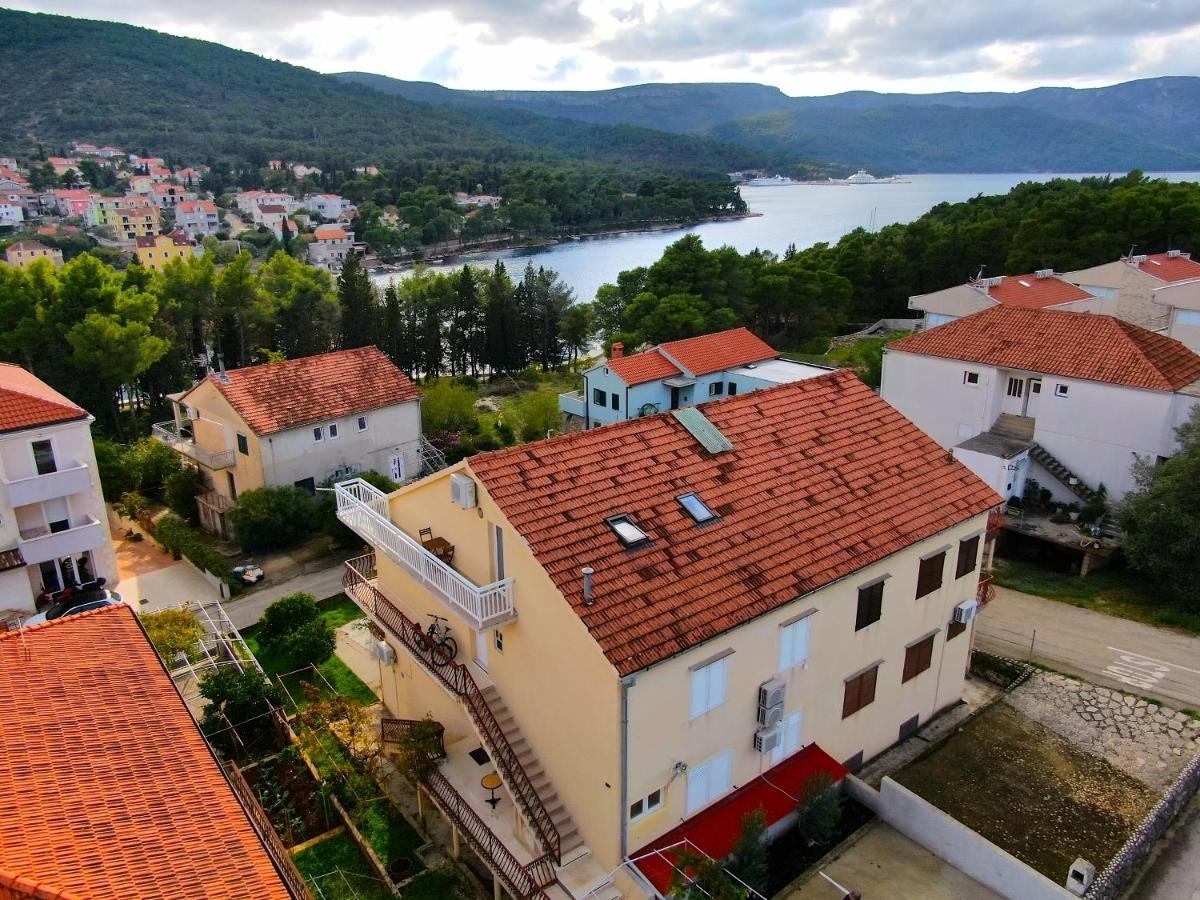 Apartments Sea & Sky Stari Grad  Extérieur photo